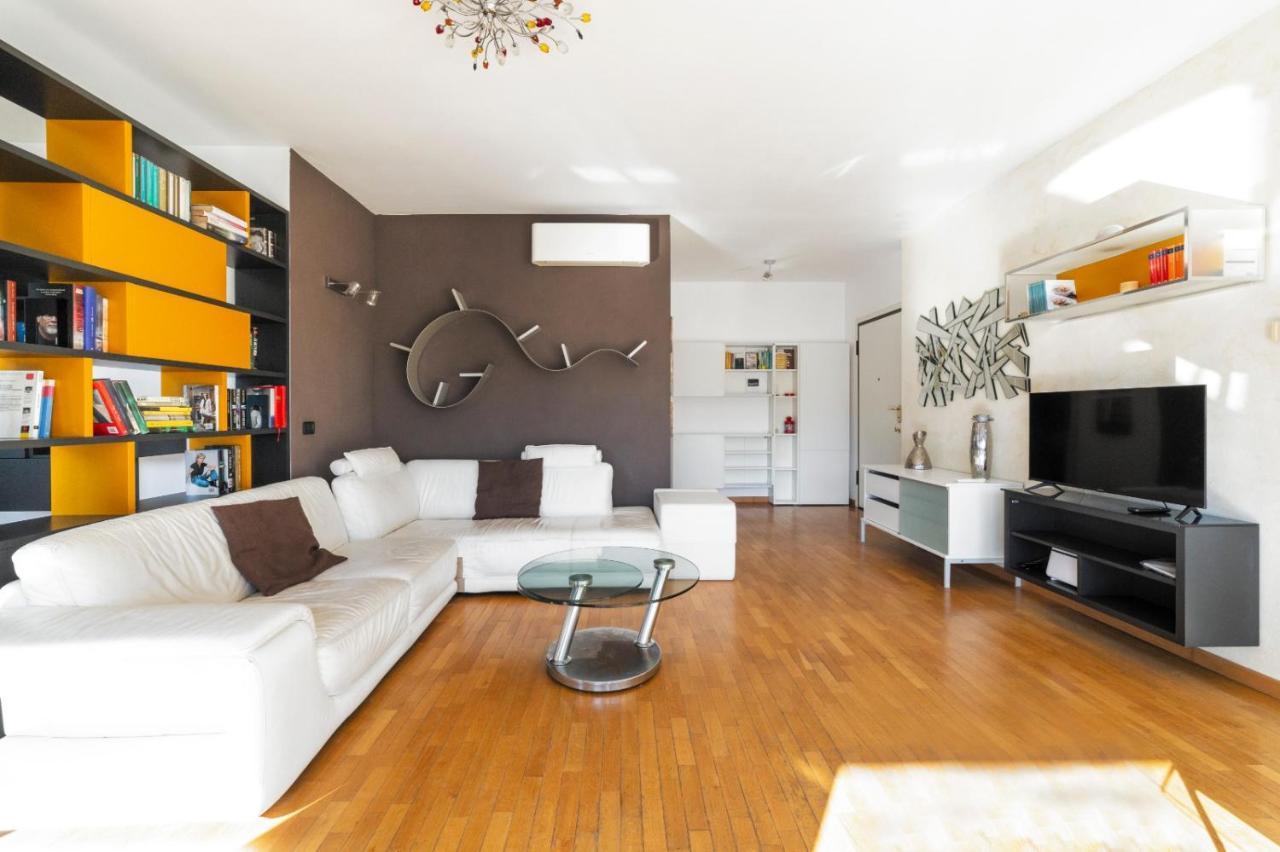 Milano Rogoredo Apartment With Garage Exterior foto