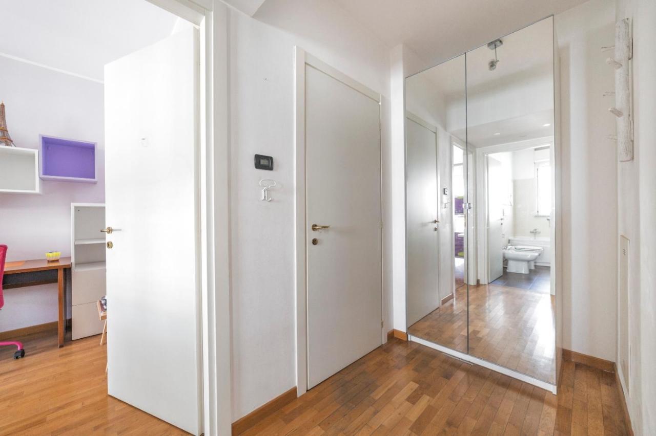 Milano Rogoredo Apartment With Garage Exterior foto