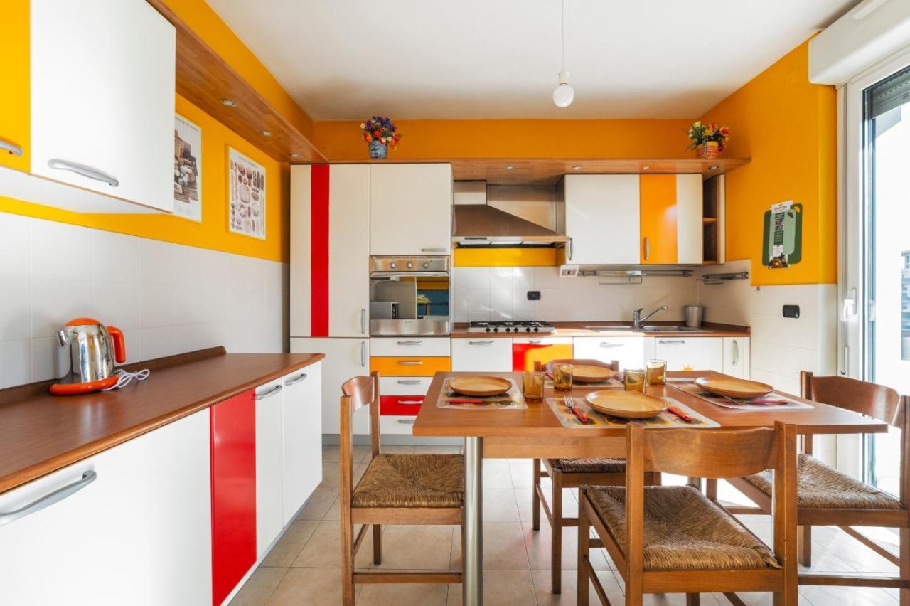 Milano Rogoredo Apartment With Garage Exterior foto